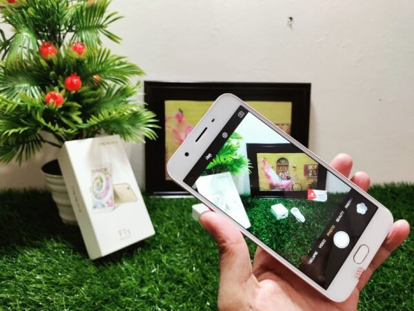 Oppo F1s…..4/64 GB