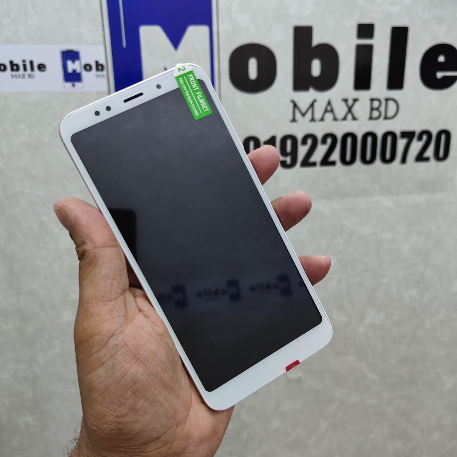 Redmi 5 plus.....4/64 gb..... Offer price - Image 4