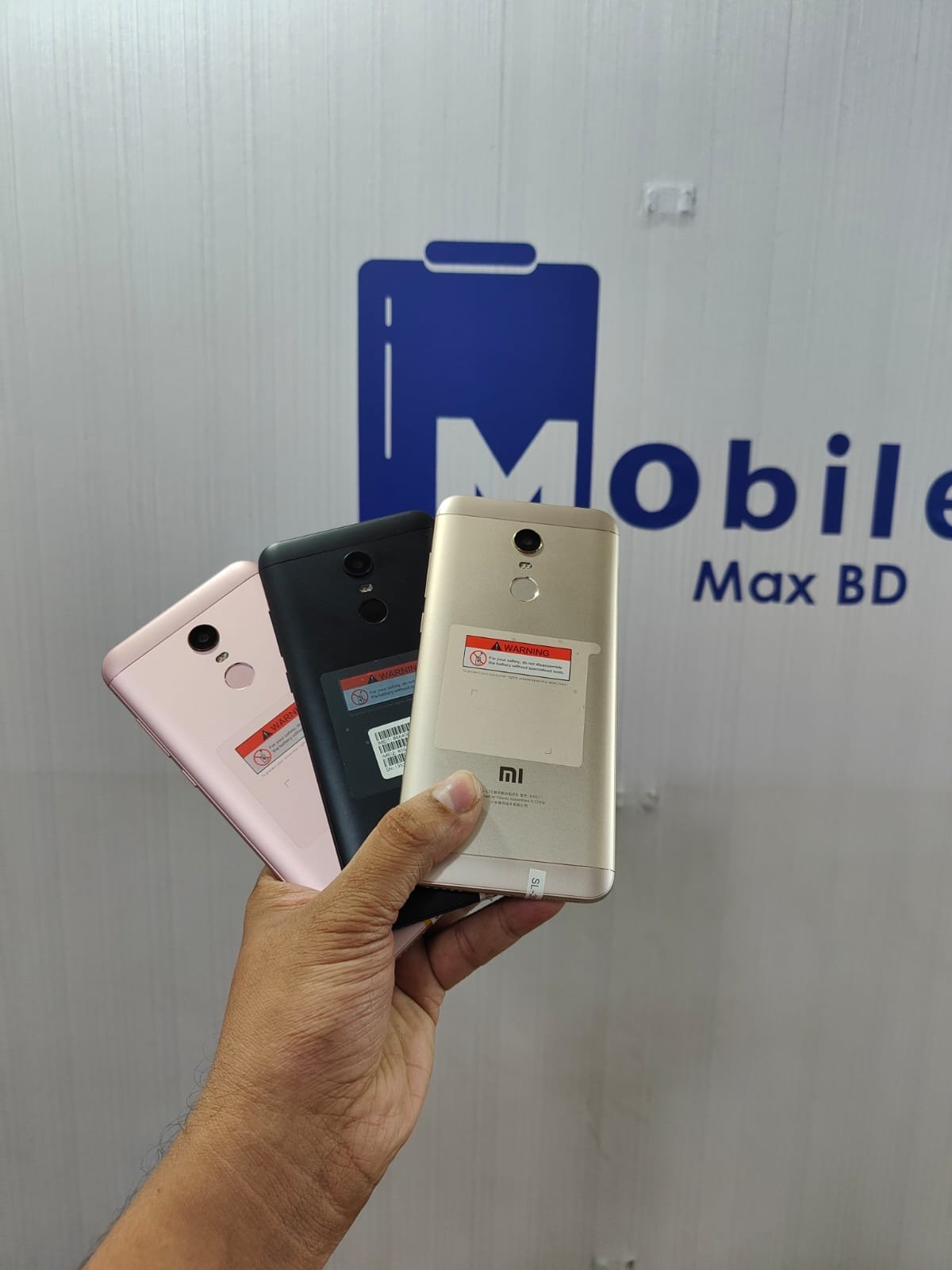 Redmi 5 plus.....4/64 gb..... Offer price - Image 6